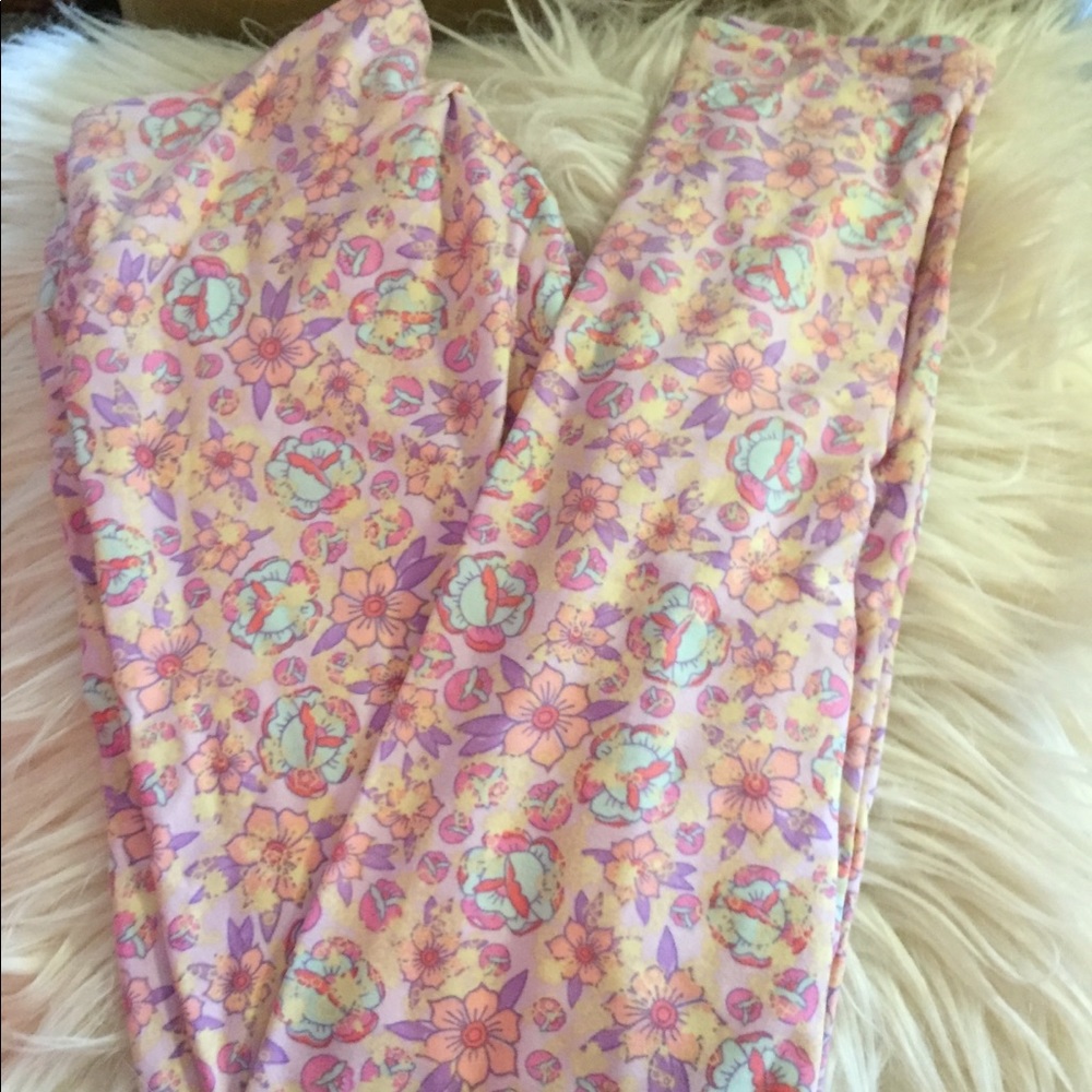 New Lularoe Leggings Size OS
